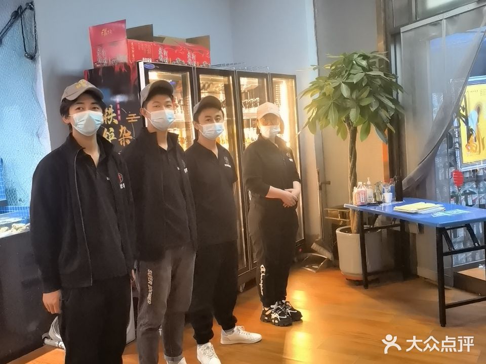铭世和海鲜烧鸡