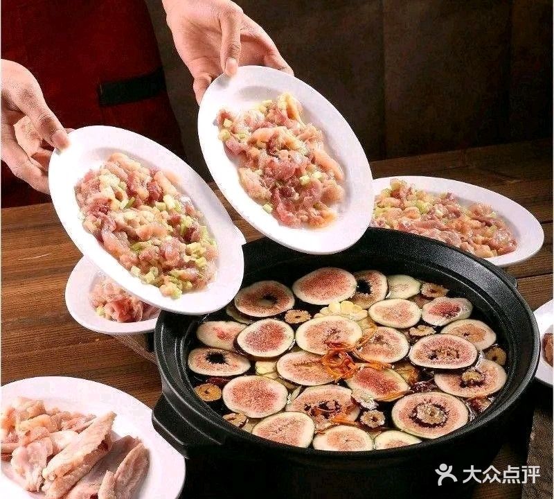 靓鲜记鸡煲(宝塔路店)