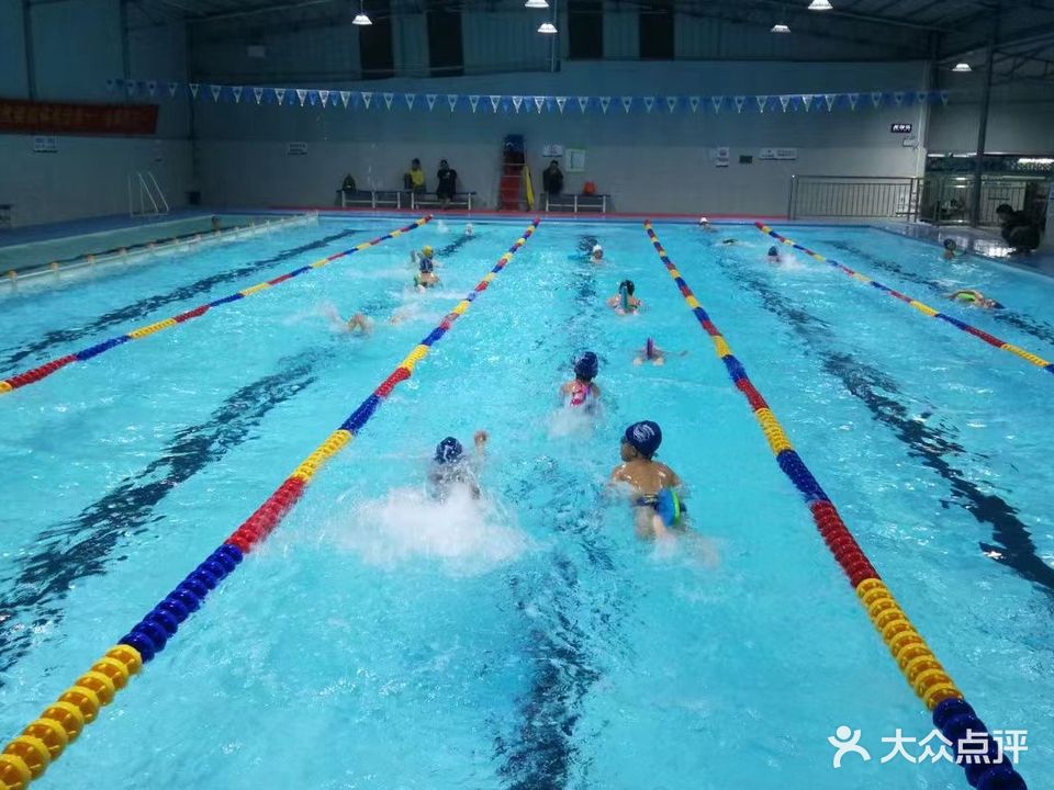 天诚小星星恒温游泳馆