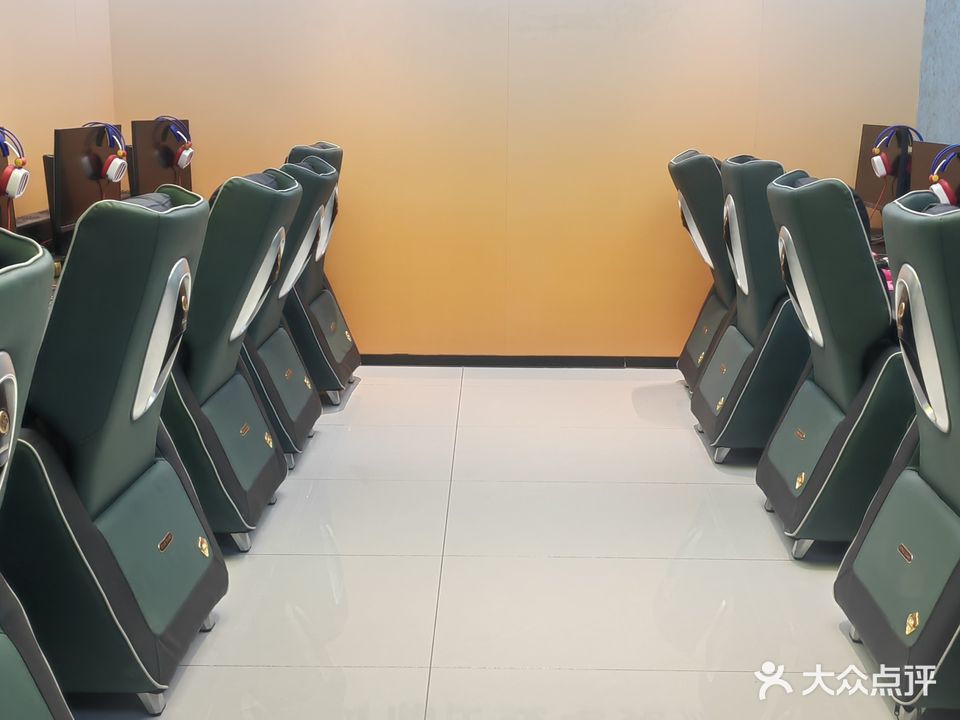 枫情竞技馆
