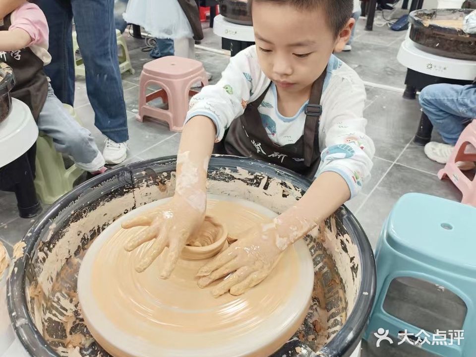 缘源陶瓷有限公司