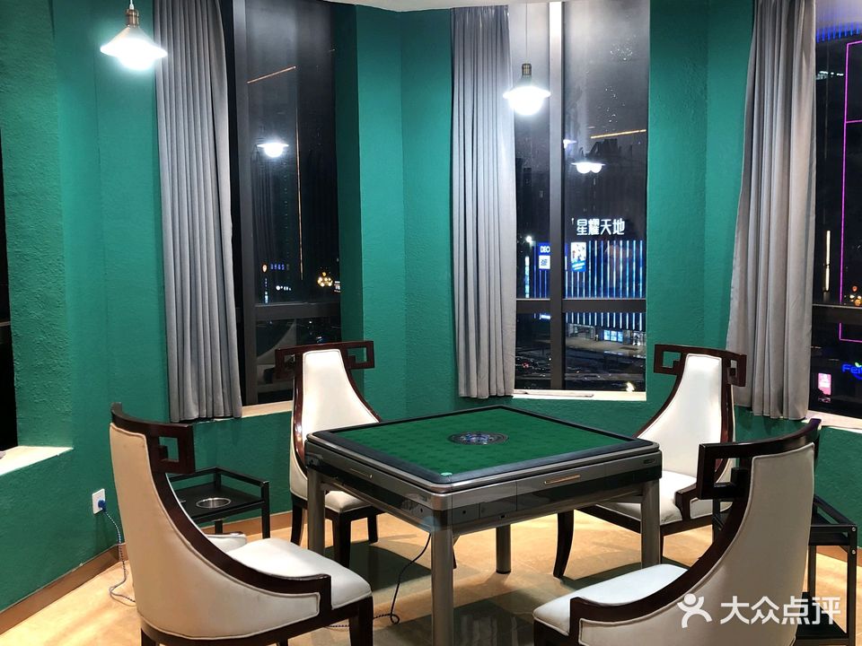 绯闻茶楼(史可法路店)