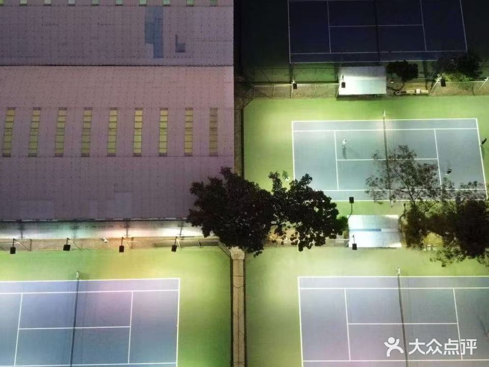 天力网球中心