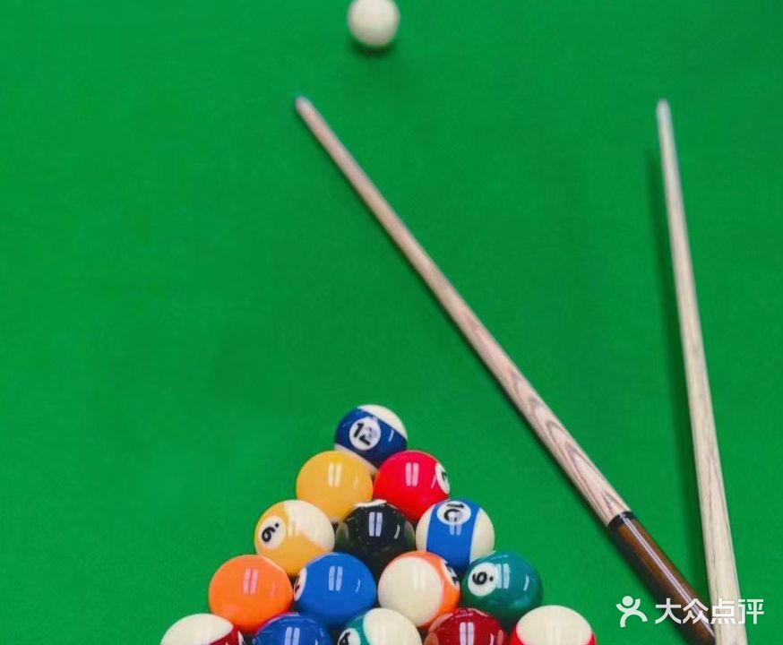 泷华台球厅