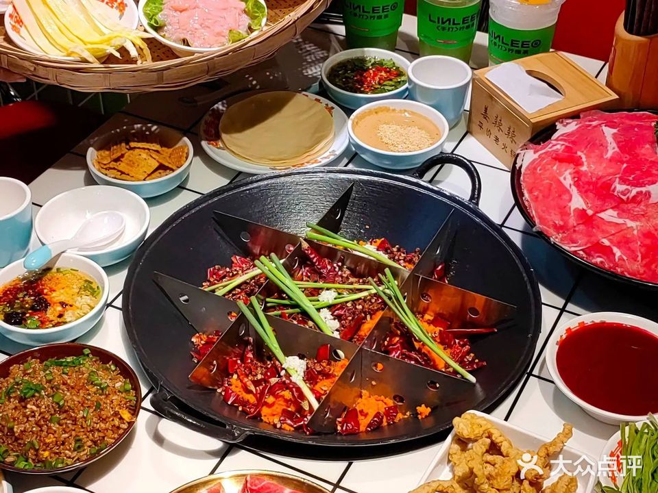 姜辣辣老火锅(摩登街店)