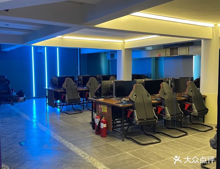 天仁网吧