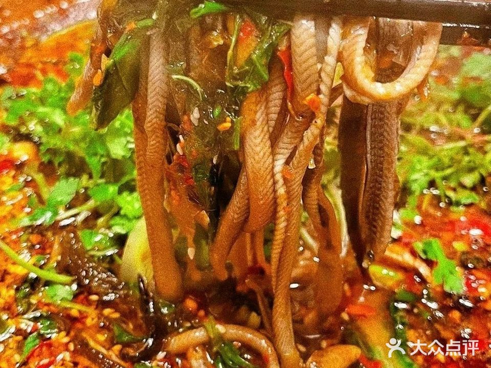 放牛匠土菜馆苏稽正宗跷脚牛肉