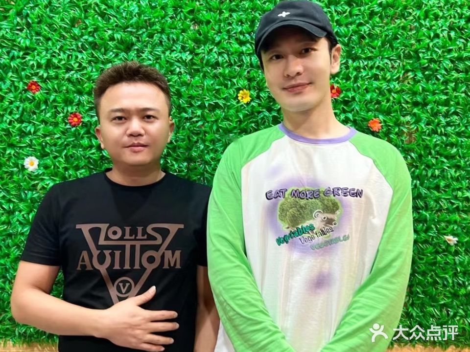 万宁人家平价海鲜·烤乳猪(万宁店)