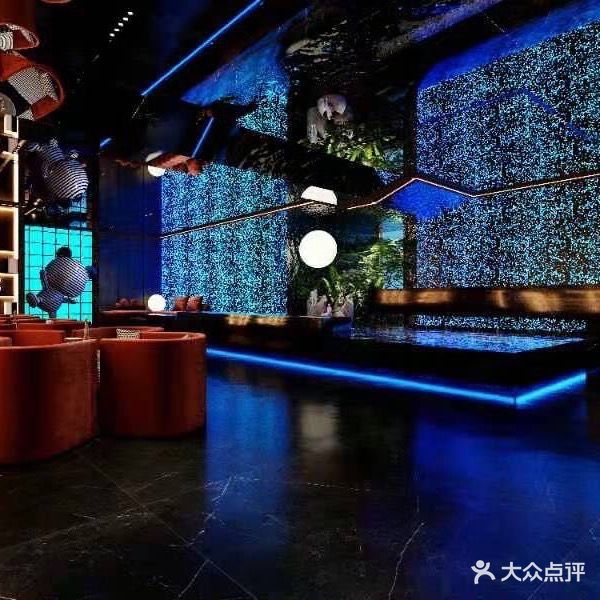 洛小乔养生足道·SPA·沐足·影院(万达广场店)