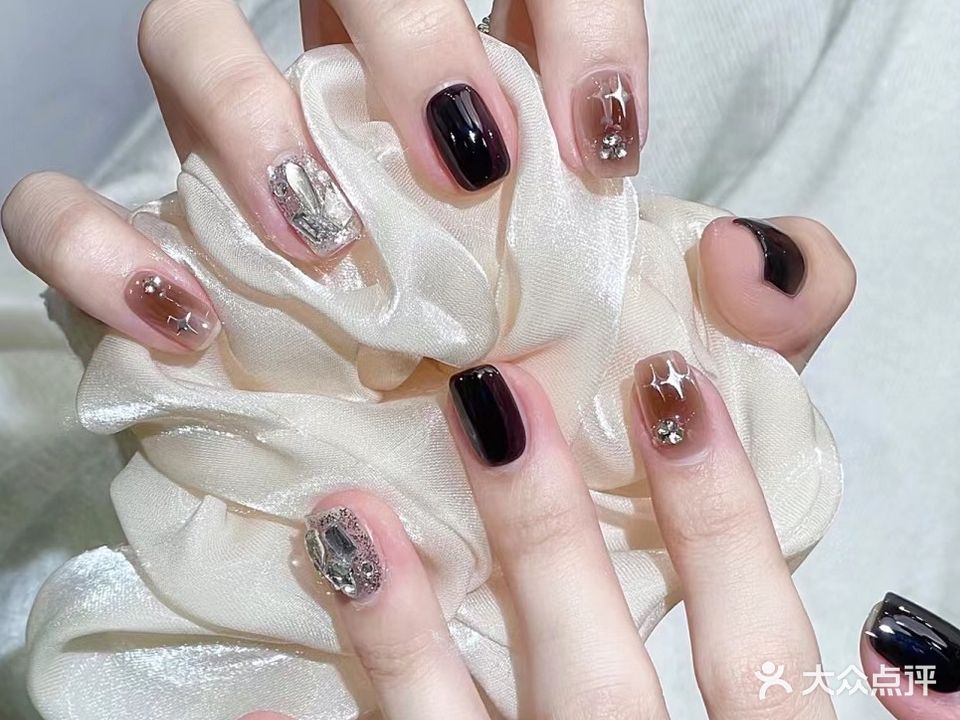 铭尚美甲美睫纹绣美容化妆
