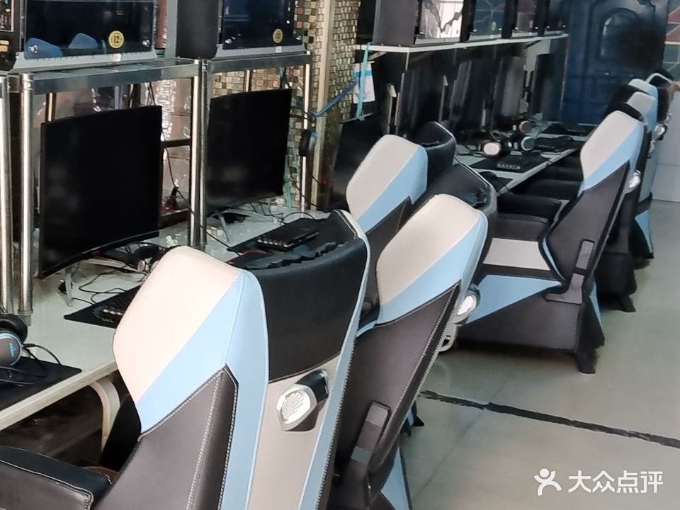 飞宇网吧(潇水路店)