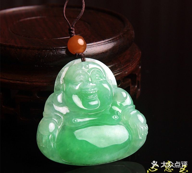 心意玉珠宝(银厦广场店)