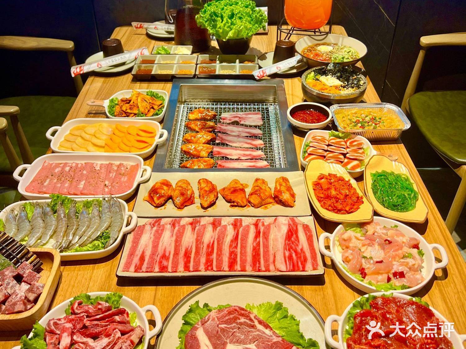 三千里炭火烤肉(绿园小区店)