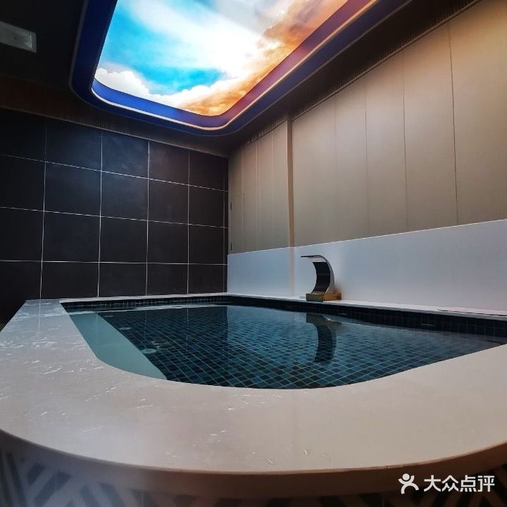 拾肆汤汗蒸广场(嘉兴路店)