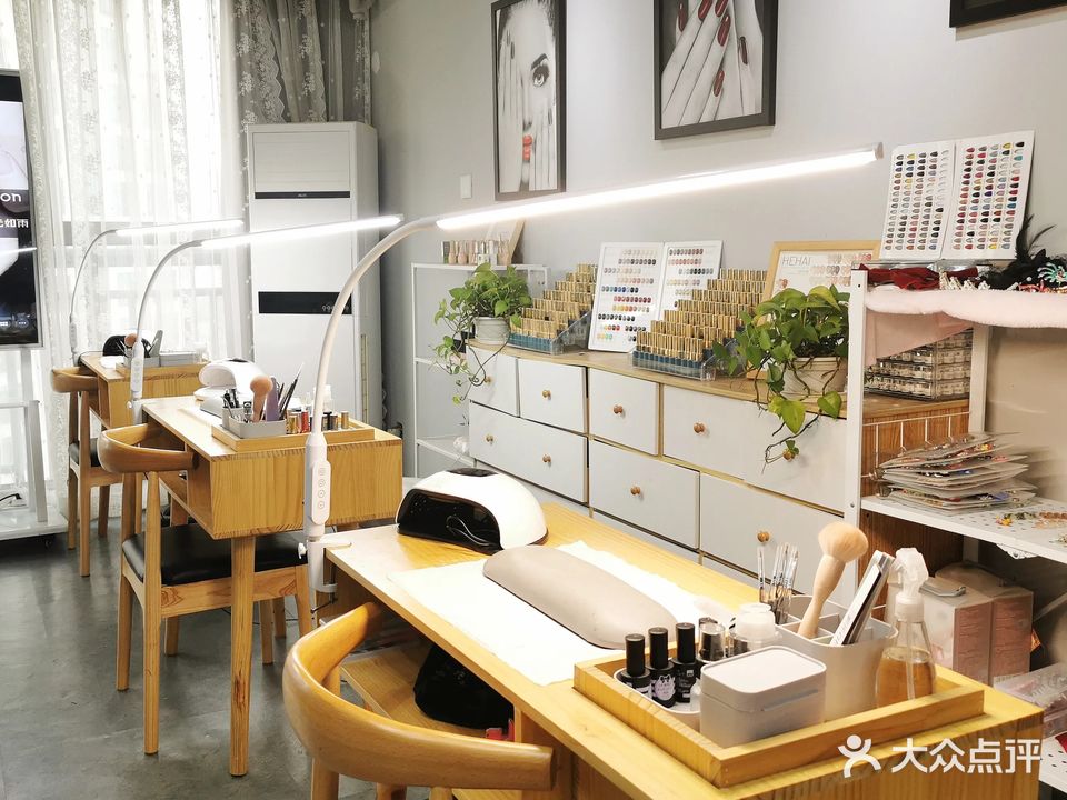 阳光如雨美容美甲纹绣化妆(葛村路店)