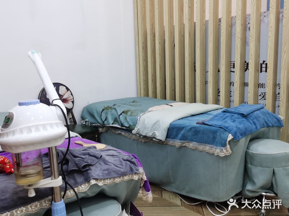 集美堂健康美容(中东新天地购物公园五环大街店)