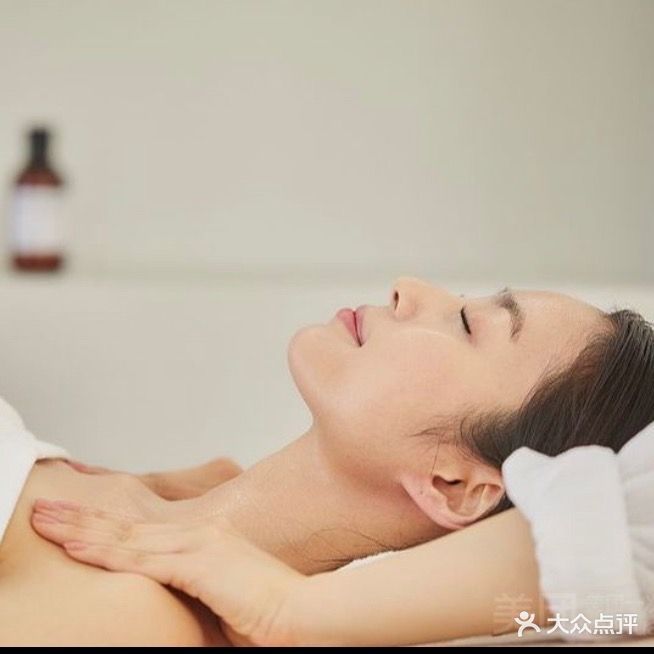 知美产康中心