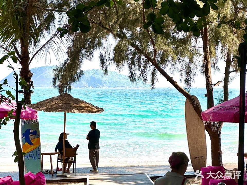 鲸鲨·海景音乐餐酒吧(石梅湾店)