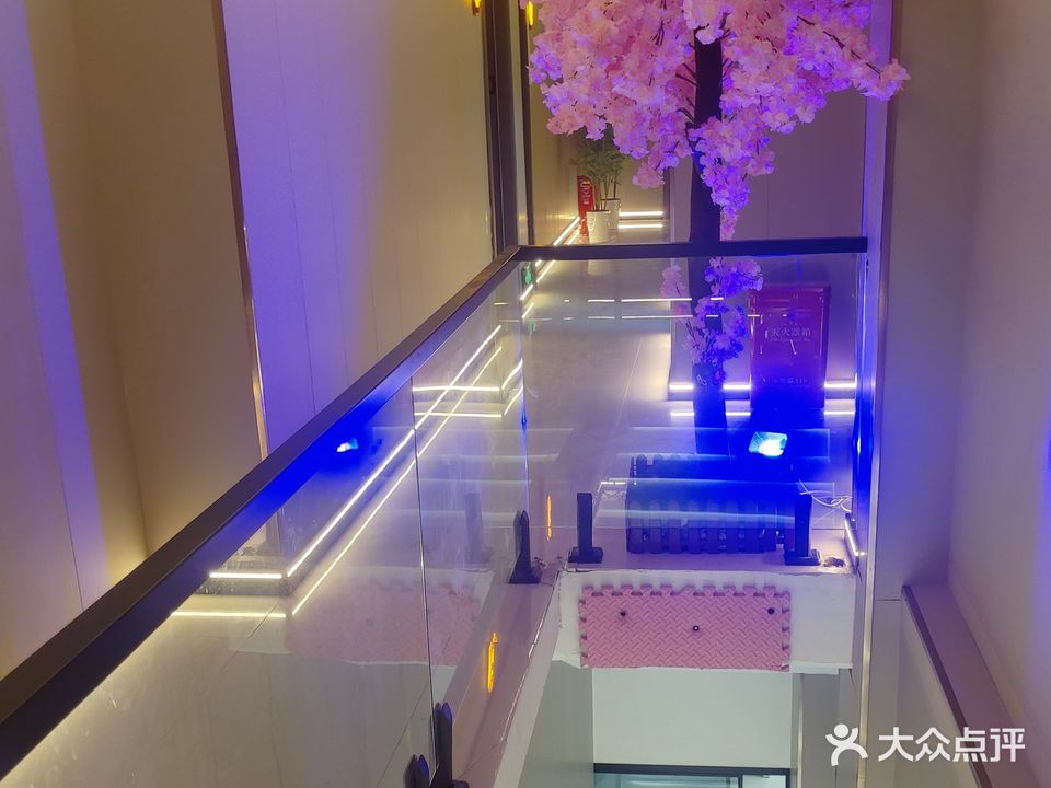 天上人间足浴会所