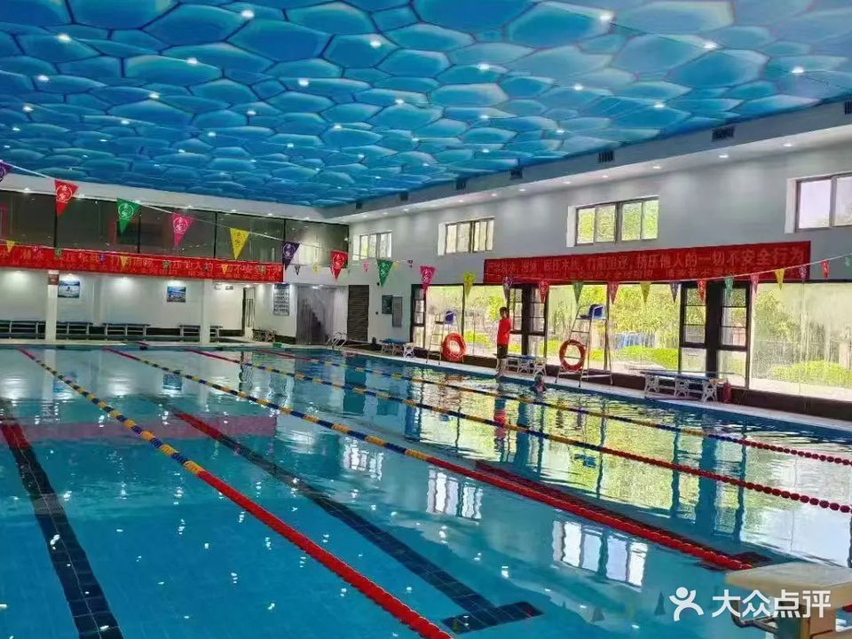 彦宏游泳健身馆(燕山大道店)
