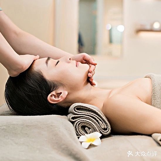 爱美坊美容养生(泰豪步行街店)