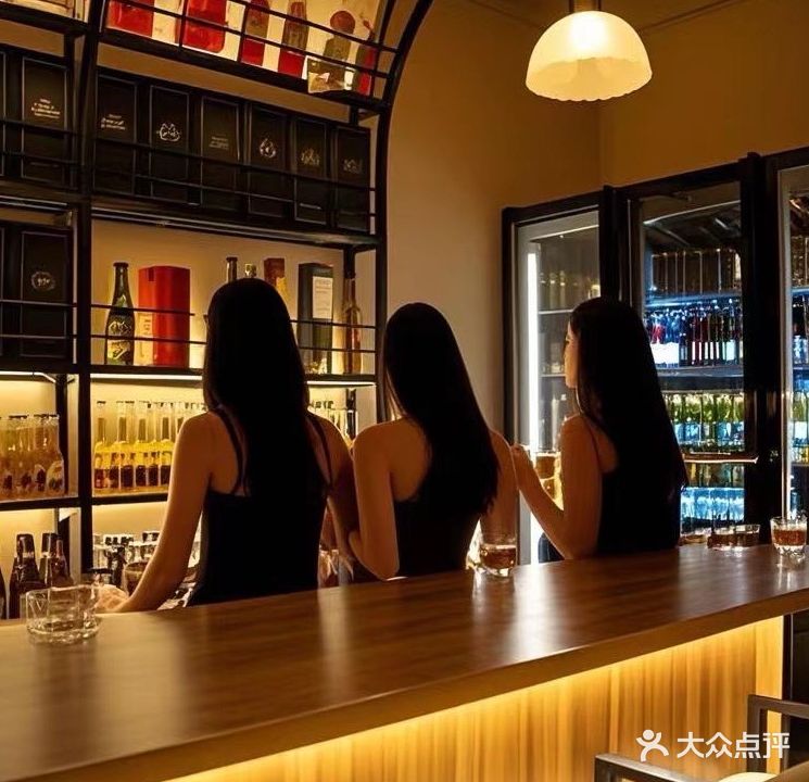 不止酒馆