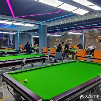 久胜台球俱乐部