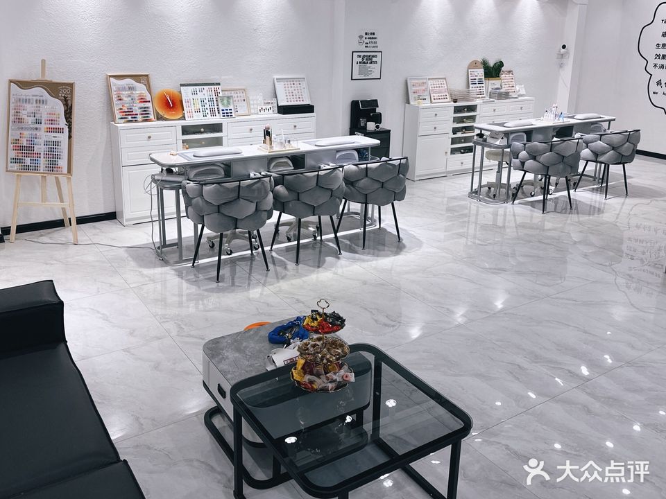 卓小艺美甲店(新村四区店)