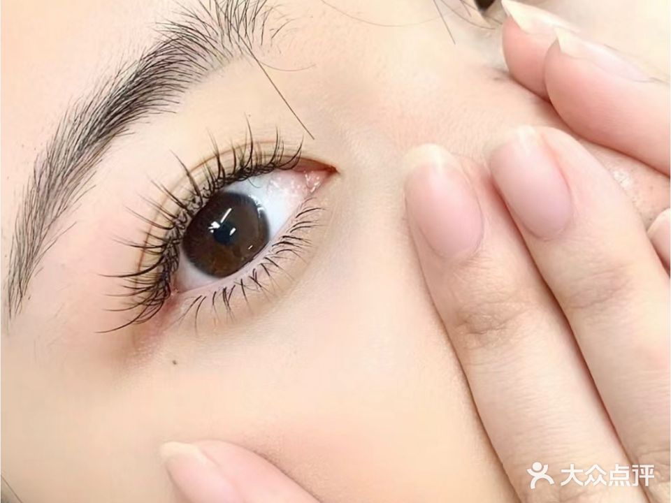 防城港市港口区光坡镇洋葱美妆店