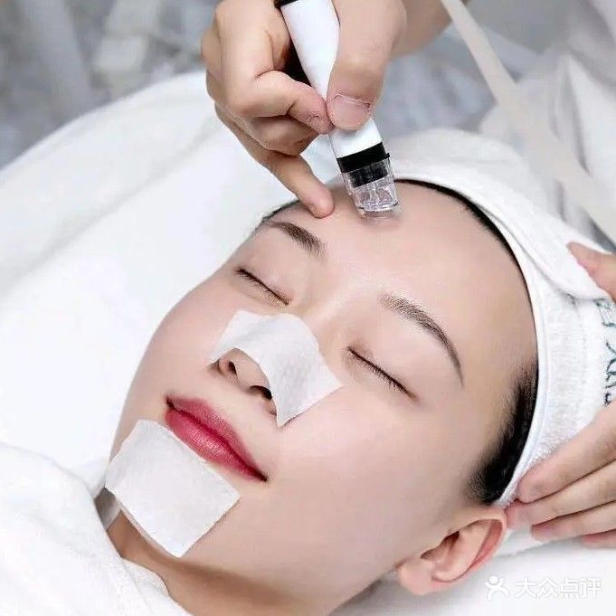 靓颜美容皮肤管理中心(兆信店)