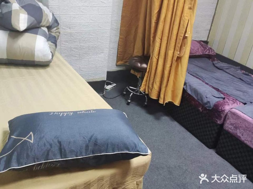 炳兴盲人按摩