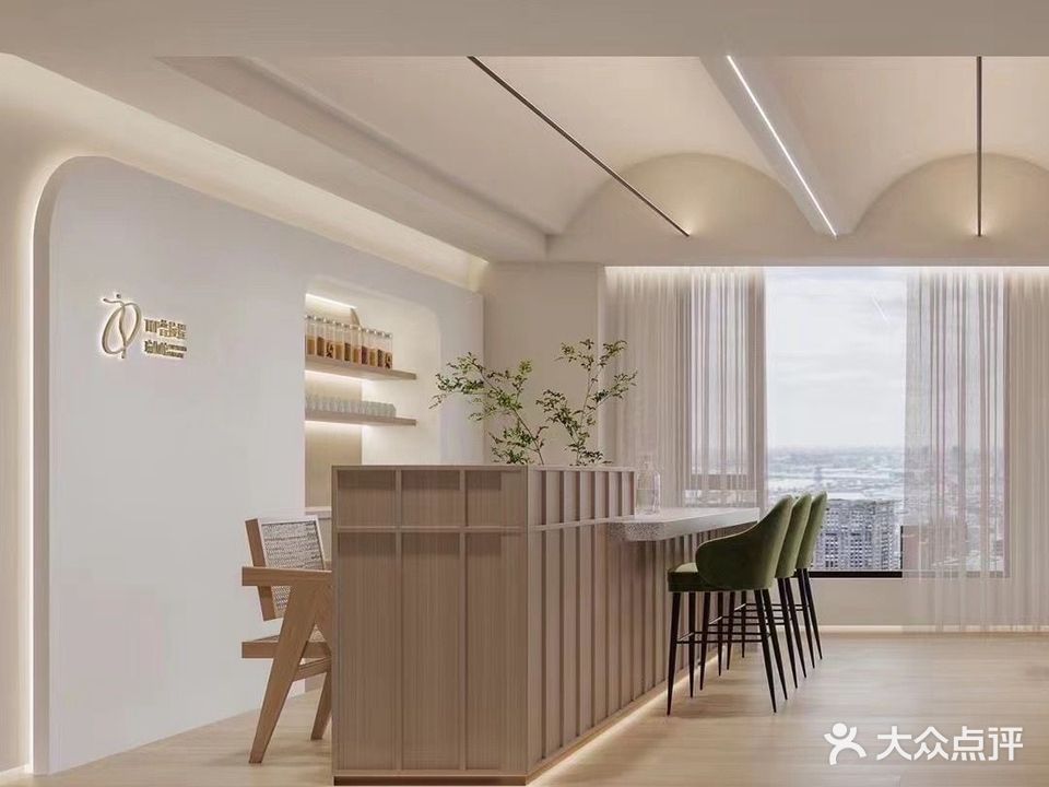 TOP普拉提瑜伽(长虹大厦店)