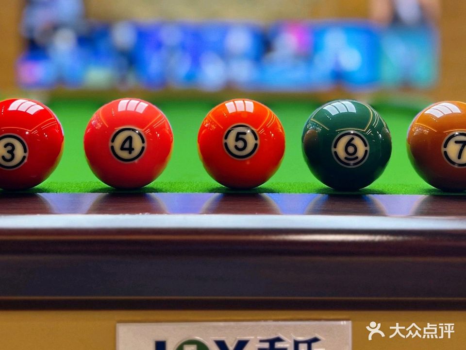 兰钻乔氏桌球棋牌会所