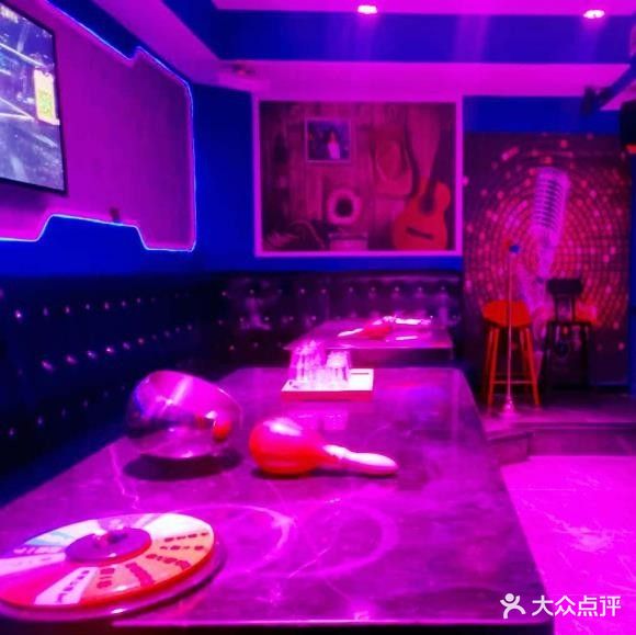 格莱美KTV(旺恒国际购物广场店)