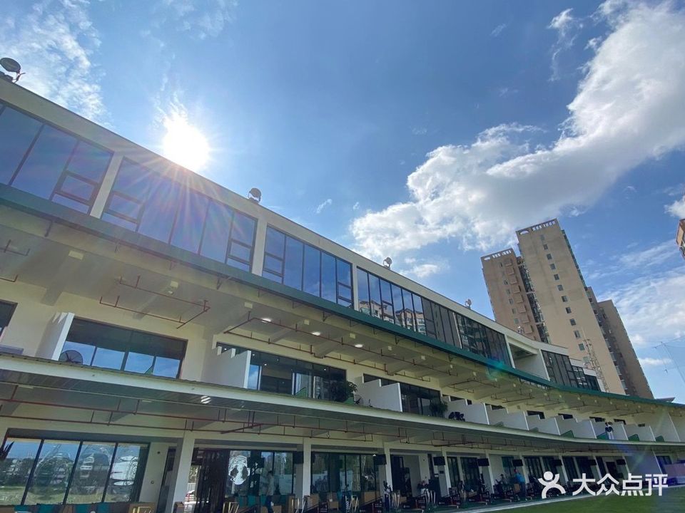 申湘100高尔夫俱乐部