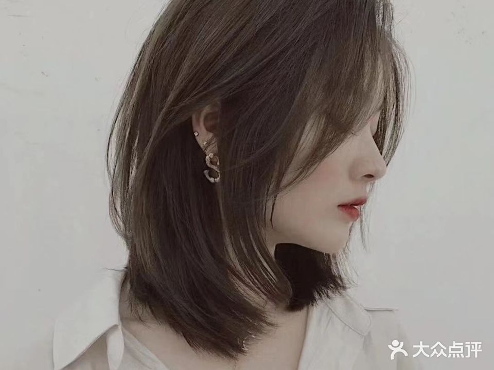 顶尚名丝专业形象设计