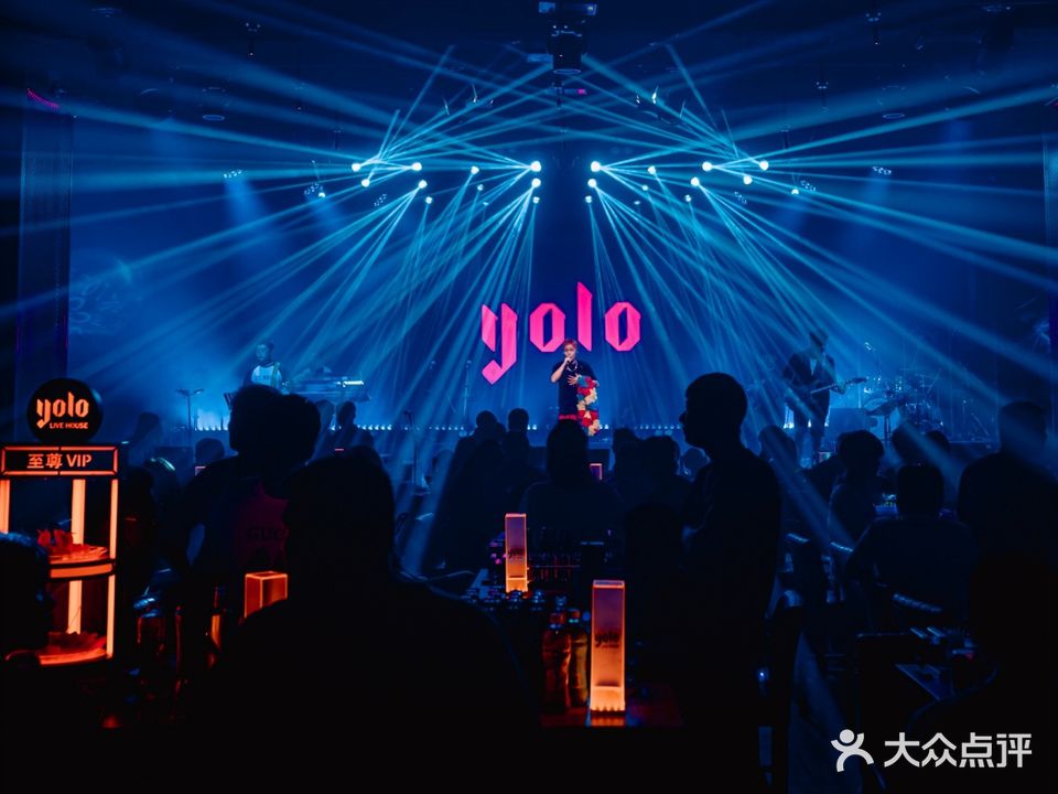 YOLO LIVEHOUSE