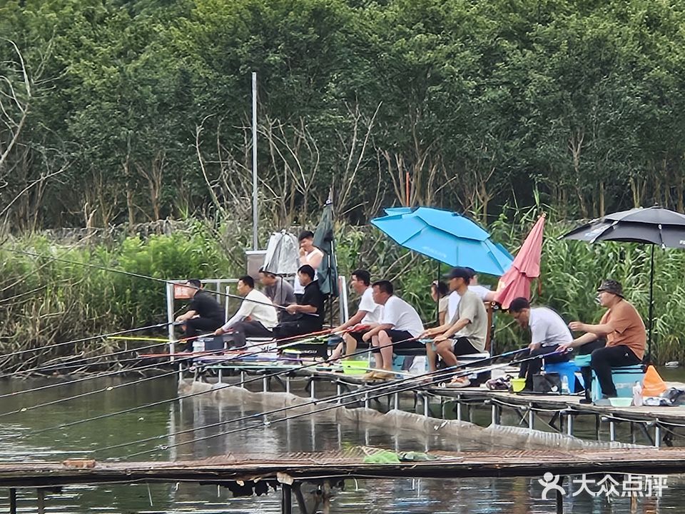 半日闲垂钓场