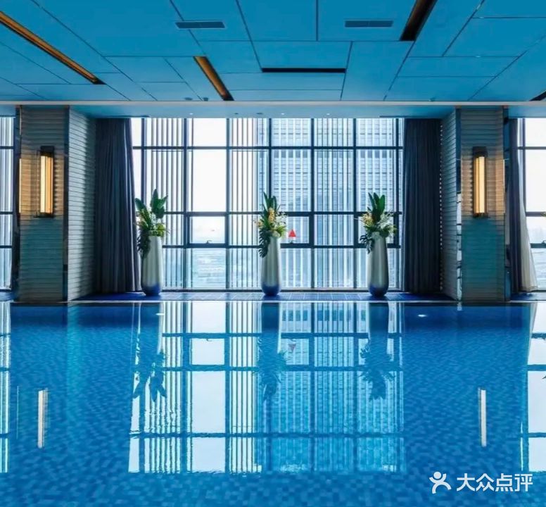 泳闯游泳俱乐部(高铁北站校区)