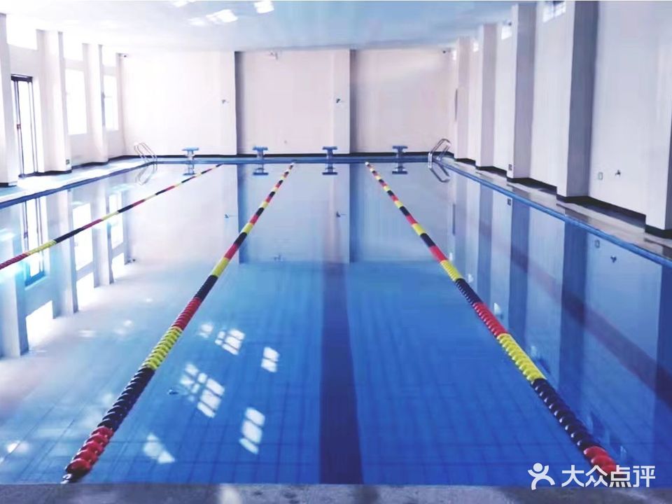 明鑫游泳馆
