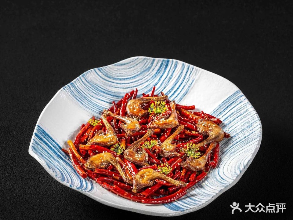 新希望高新皇冠·颐都府中餐厅