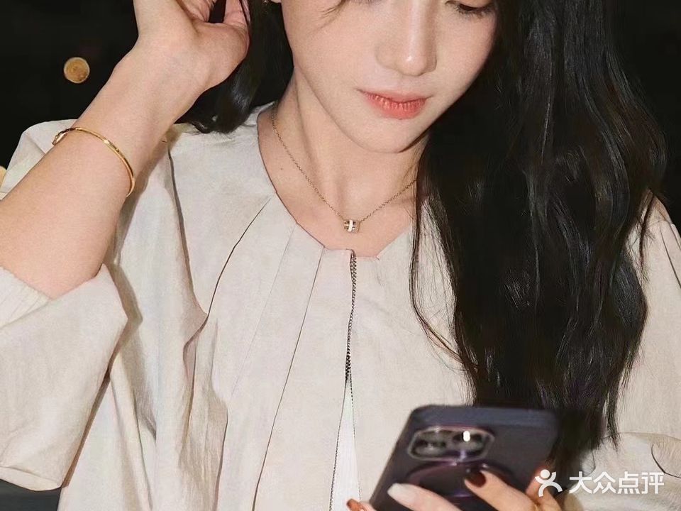 FG剪烫染接发工作室