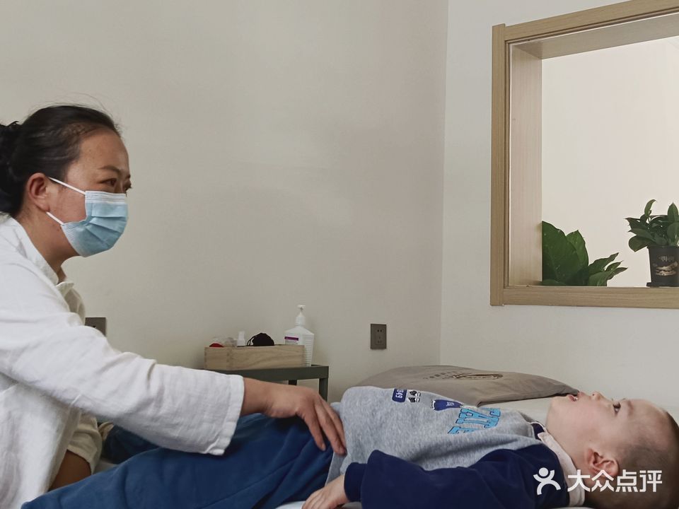 安幼禾小儿推拿(铁路局店)