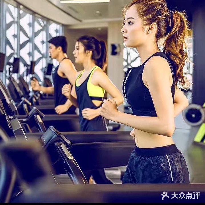 得意龙游泳健身会所(恒大御景湾店)
