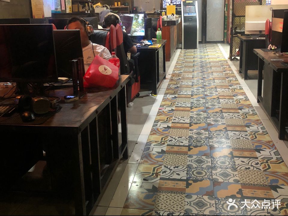 纵横网咖(鹦鹉大道店)