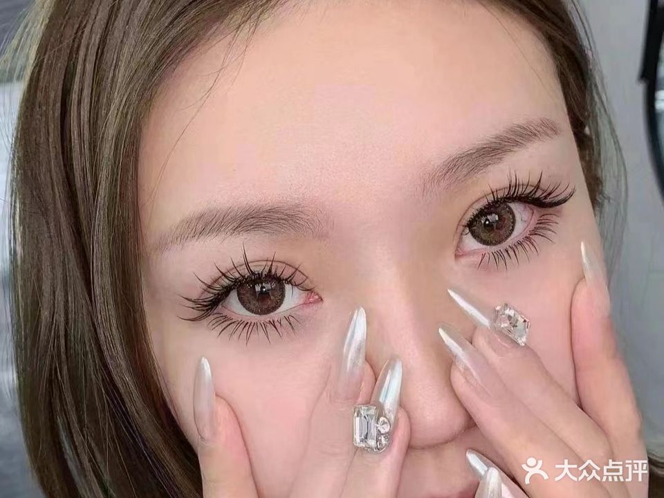 甲如美自助美甲美睫护肤
