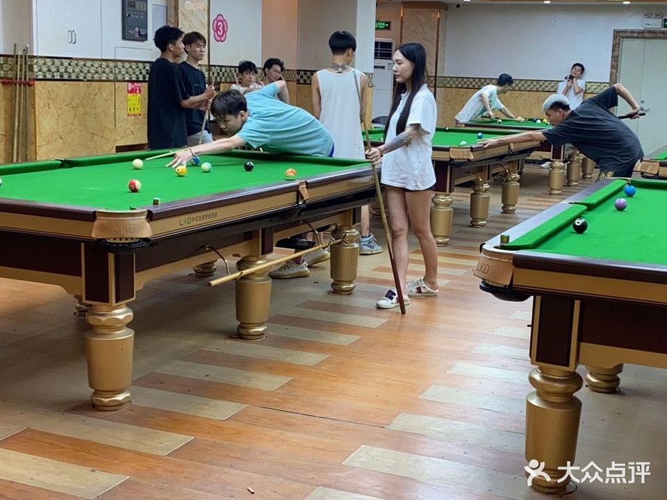 天湖桌球棋牌(坪地分店)