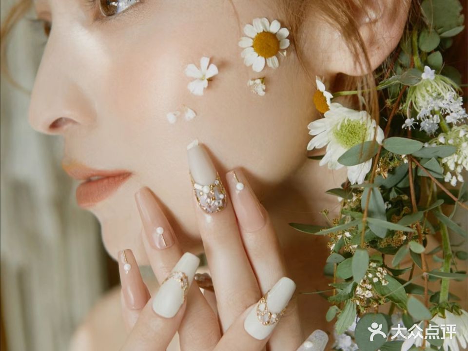 悦己美甲美睫半永久