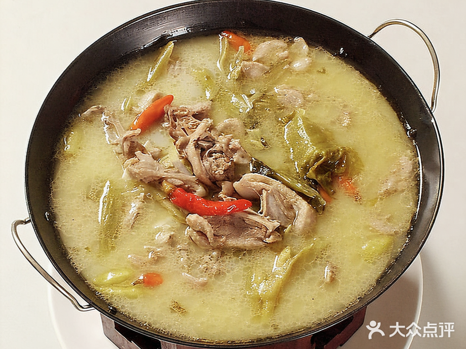 田村·酸菜笋子鸡(德吉支路店)