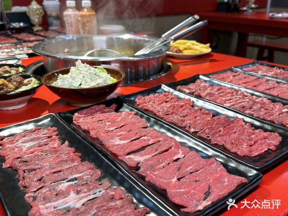 斗牛鲜切牛肉自助火锅(左岸春天店)